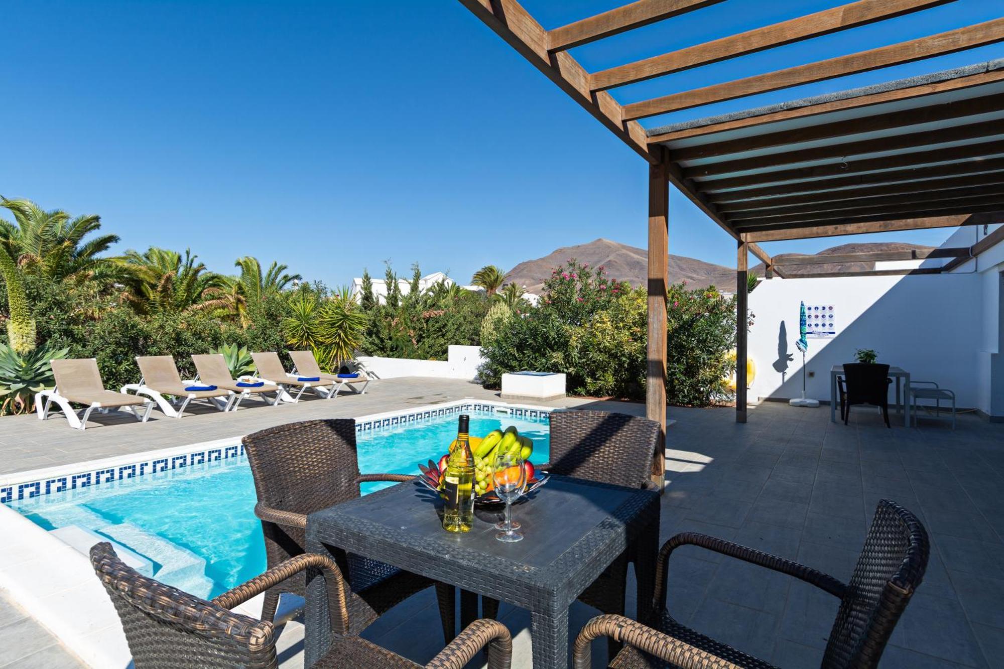 Villa Cangrejita Private Pool Playa Blanca By Pvl ภายนอก รูปภาพ